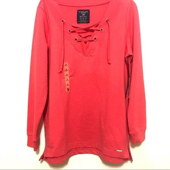 US Polo Assn Coral top women long sleeve V neck hi low sweater size M causal - Picture 2 of 8